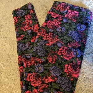 BNWOT TC Pink and Purple LuLaRoe floral leggings!